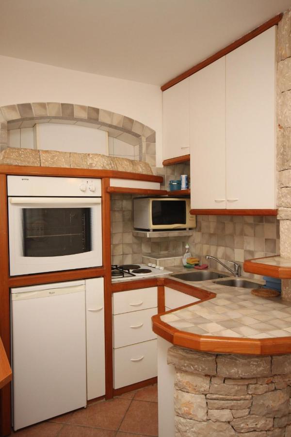 Apartments With Wifi Basanija, Umag - 7148 萨武德里亚 外观 照片