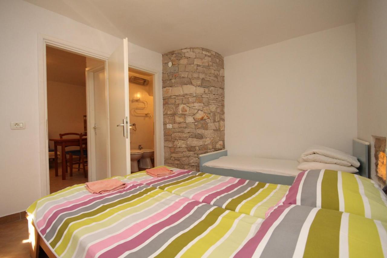 Apartments With Wifi Basanija, Umag - 7148 萨武德里亚 外观 照片